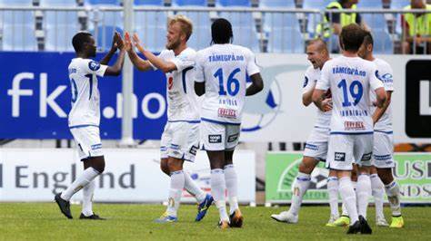 但同时也注 但同时也注