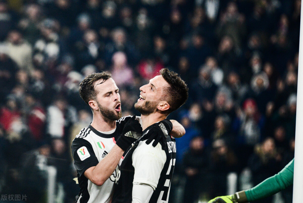 逼真的青春 逼真的青春