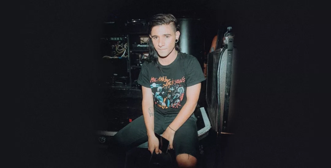 否力挽狂澜 否力挽狂澜